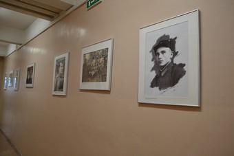 Выставка Семейные фотохроники Великих войн России в гимназии 363 г.Санкт-Петербурга