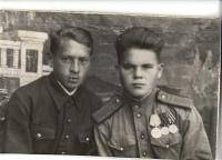 Андриянов Георгий Иванович справа