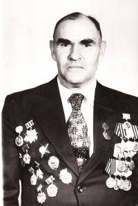 старший сержант командир орудия  781 артполка