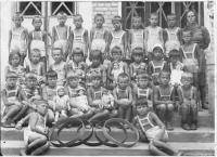 Сестра прадеда Валентина 1928г 4 слева 2 ряд