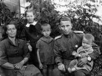 Амплеева Вера Александровна (21.021935 – 10.05.1992) 