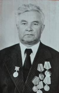 Азизов Заки Закирович