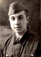 Численский Вадим Алексеевич рядовой, танкист (в 1942 г сгорел в танке)