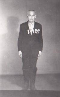 Гафуров Бари Гафурович