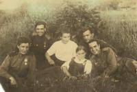 Татаринова (Топчий) Вера Романовна