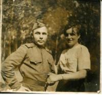 Хазиев с санитарной сестрой Галиной