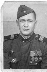 Геннадий Тарасов