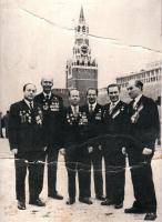 Налдин Василий Савельевич(третий слева направо)