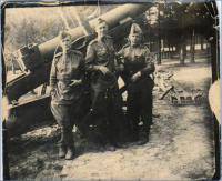 Тарасов Михаил Иванович  (первый слева.) со своим ремонтным рассчетом  