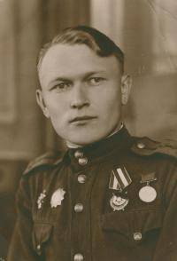 Абрамов Аркадий Михайлович
