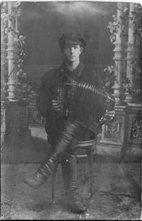 Прадед Павел  1905г.р. года фото 1925