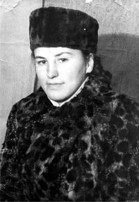 Олейник Анна Никитовна 