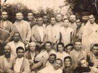 Мударисов Ханиф Мустаевич – сидит второй во втором ряду