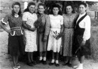Олейник Анна Никитовна 